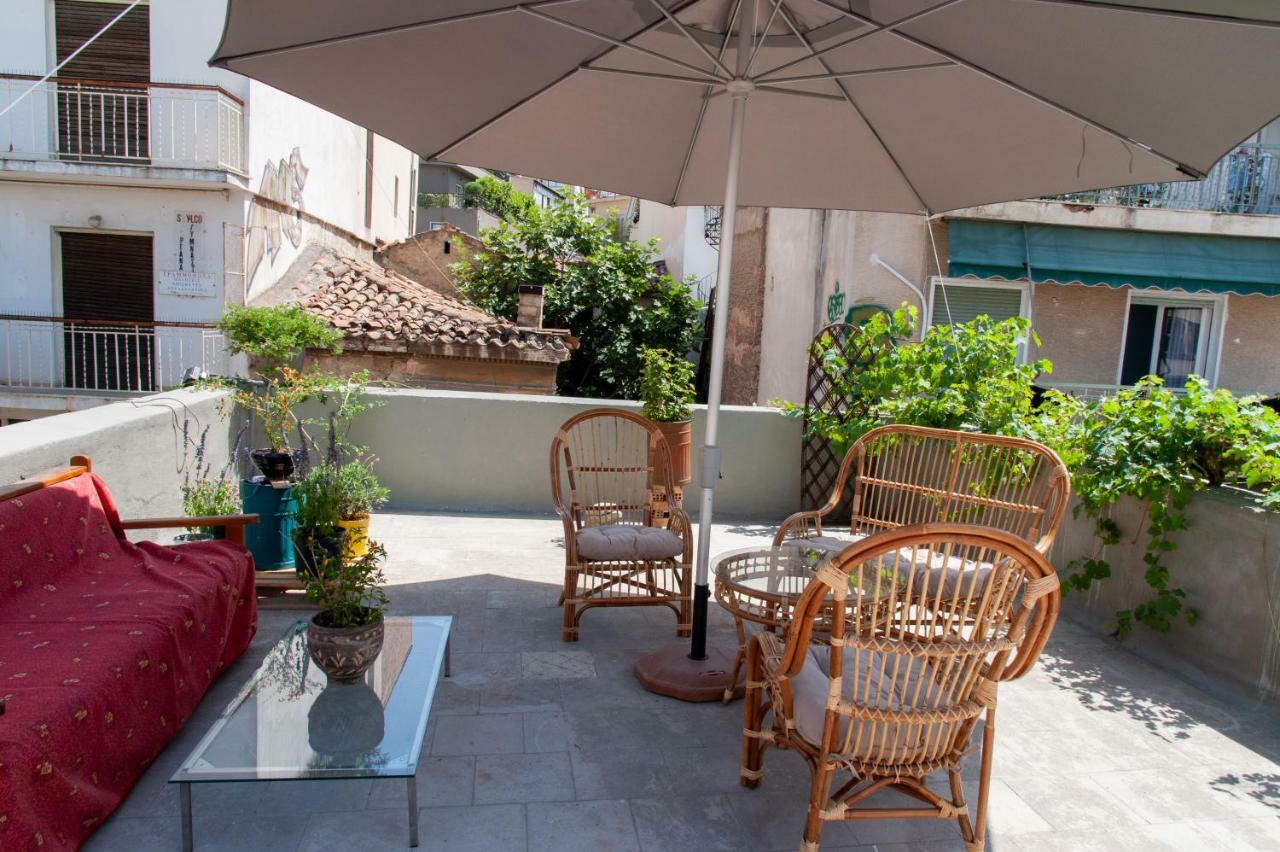 17 Flats And Roof Garden Apartment Atena Exterior foto